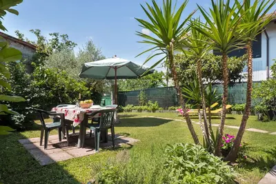 Image de Confortable appartement dans une maison de vacances pour 6 personnes avec Tv, patio et parking