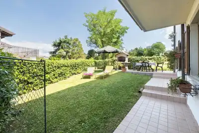 Image de Confortable appartement dans une maison de vacances pour 6 personnes avec Tv, patio et parking