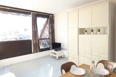 Image de Studio 4 pers avec balcon, Piau-Engaly - Sud, Tv, Lave-vaisselle, Lave-linge, Casier à skis
