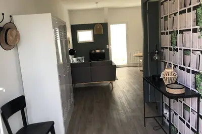 Image de La plage à pied, neuf, petite terrasse  pour 2 personnes.