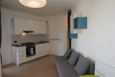 Image de White Black - Large one room apartment