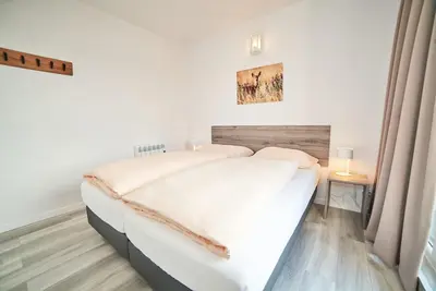 Image de Completely restyled 6-person bungalow comfort with 3 bedrooms.