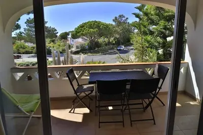 Charming Vale Do Lobo Villa | Casa Vale Do Lobo 832a | 3 Bedrooms | Short Walk To Praca
