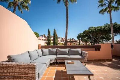 Image de Maison de luxe Ă Vila Sol proche du golf, endroit tranquille proche des plages
