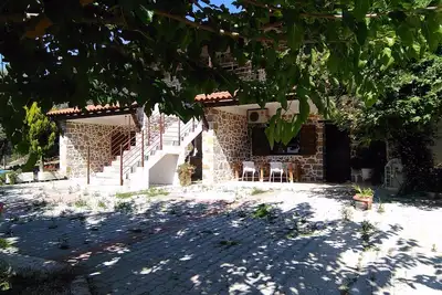 Image de Belle Maison En Pierre, île d'Eubée