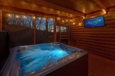 Image de Affordable | Firepit, Hot Tub, Convenient