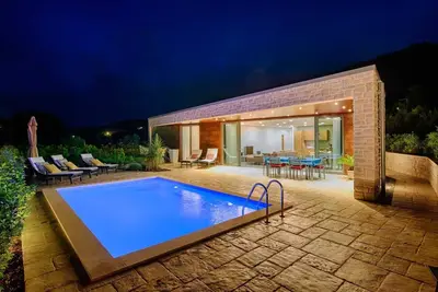Image de Frontline Korcula Villa | A Stones Throw to The Beach | Villa Korcula Bay View | Beautiful 3 Bedroom Villa