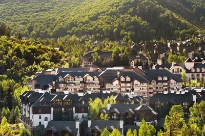 Image de Ski-in, Ski-Out! Condo de luxe de 3 chambres à St. James Place, Beaver Creek