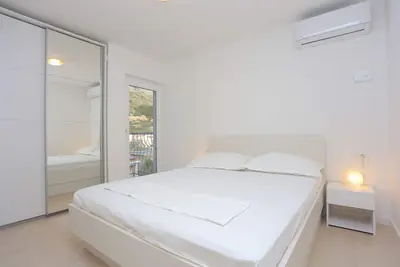 Appartement de deux chambres prés de la plage Duce, Omis (A-4795-d)