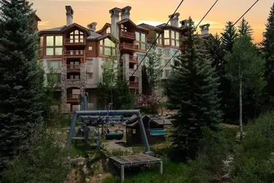 Image de Ski-In, Ski-Out! Elkhorn Lodge | Village de Beaver Creek | 3 chambres