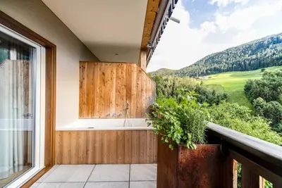 Image de Appartement 'Sonnleiten Sonnenadler 4' avec vue sur les montagnes, terrasse privée et Wi-Fi