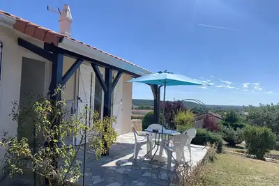 Image de Maison avec jardin près des Thermes, 2 chambres, équipements modernes, à La Roche-Posay