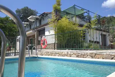 Image de C. R. El Mirador de Acebo**** 4\/10 pax, swimming pool, Spa, garden,