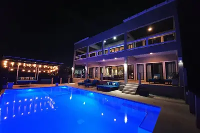 Image de Suite West Bay (Suite King)