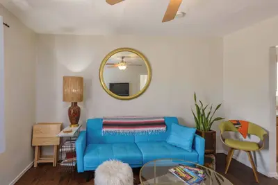 Image de Happy Two-Bedroom dans le quartier Garfield