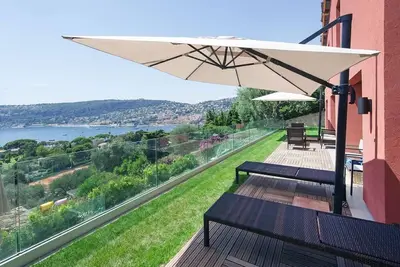 Image de Luxury villa - 3 bedrooms\/3 bathrooms- overlooking the bay of Villefranche