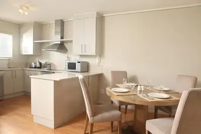 Image de Appartement 2 chambres avec vue sur la mer et la plage