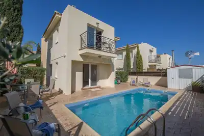 Image de Villa Carly, Villa moderne 3bdr Pernera avec piscine, très proche de la plage