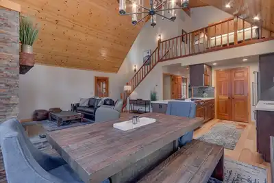 Image de Cottonwood Place By Tahoe Getaways - Tahoe Donner W/ Hot Tub & Hoa
