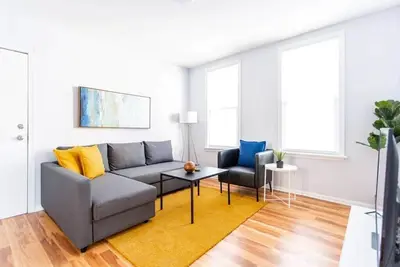 Image de ❤️ Petits prix! Condo 2br élégant à Logan Square!