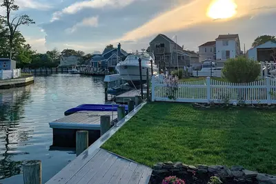 Image de Loft privé au bord de l'eau, à quelques minutes de la plage