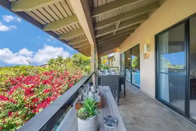 Image de Wek 40e Brand New-Beautifully Remodeled 1bd / 2ba à quelques pas de la plage de Keawakapu!