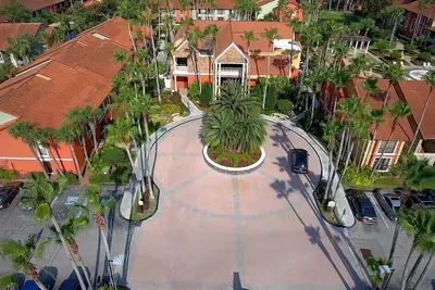 Image de Villa de luxe de 2 chambres avec chambre pour 8 personnes, à 10 km de Disney World!
