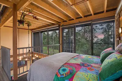Image de Maison D'Arbre # 2. Bain privé en cuivre pur, 3 niveaux + vue sur la Gold Coast et l'arrière-pays