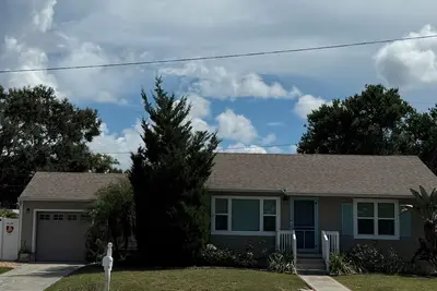 Image de The Cove - Bungalow with a Private Pool and Bikes!