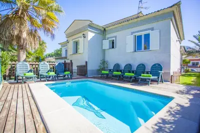 Image de Villa \"Sa Marina\" avec vue sur la mer et la montagne, balcon, jardin et piscine