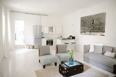 Image de Summer apartment on Lake Wörthersee with terrace & private lake access