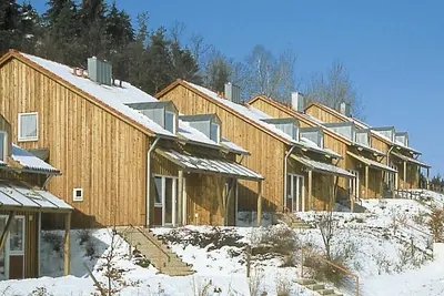 Image de Agréable appartement dans une maison de vacances avec Wifi, Tv, terrasse, animaux admis et parking