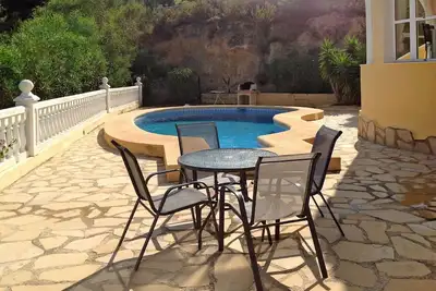 Image de Bel appartement dans une maison de vacances avec piscine privée, Wifi, terrasse et animaux admis