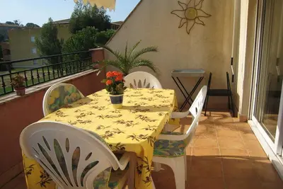 Image de Superbe appartement T3 avec terrasse et parking à Cavalaire-sur-Mer