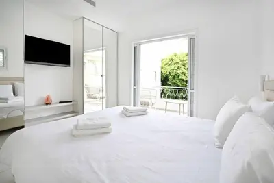 Image de Brand New 3br close to the Beach by HolyGuest