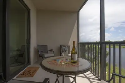 Image de Spectacular luxury condo 2 Bed/2 Bath, 1, 239 Sf