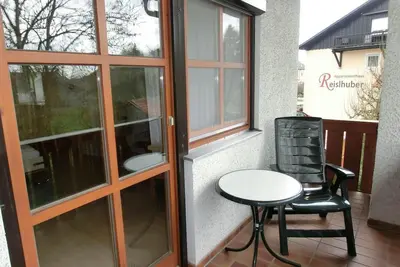 Image de One-room apartment (35 sqm) with covered south-facing balcony
