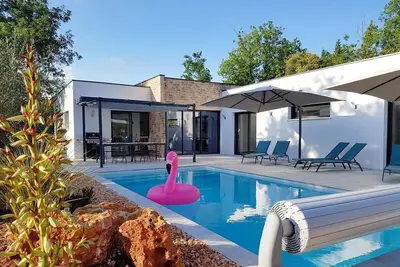 Image de Villa avec piscine - Pontevès (83) Var