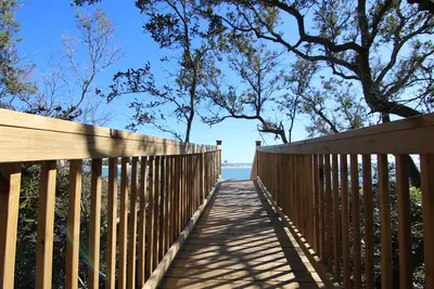 Image de Old Florida, Near Boat Launch, St Vincent Island, Beach Front ~ Fisherman's Cove