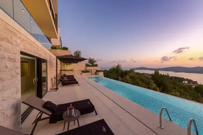 Image de Heavenly Dubrovnik Villa | 5 Bedrooms | Villa Orasac Waterfront 1 | Magnificent Sea Views & Private Infinity Pool | Orasac