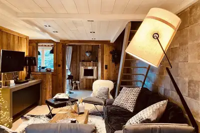Image de Coquet Chalet A 2 Pas Des Pistes Et Commerces Aux Angles Pour 8 Pers