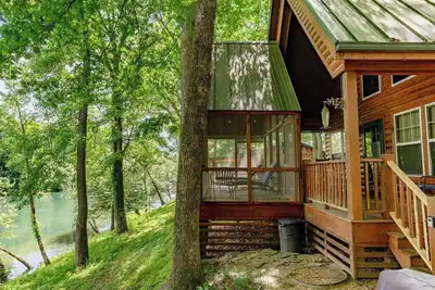 Image de Little Red River Waterfront Cabin for a perfect fishing getaway!