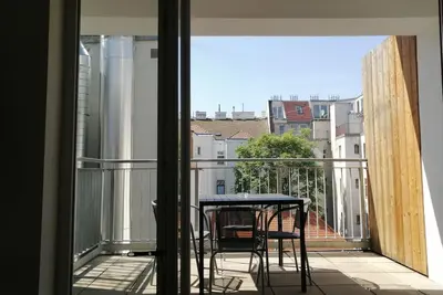 Image de Roof terrace apartment near Reumannplatz (subway)