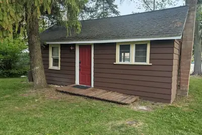 Image de Rustic Lakefront Cabin near Saugatuck&South Haven