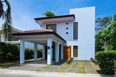 Image de Point Break Beach House - Playa Hermosa - Jaco