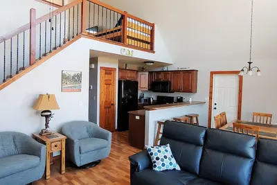 Image de The Good Life Cabin - Bridges Bay Resort in Okoboji, Iowa