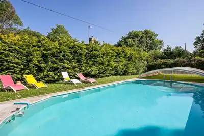Image de Maison de vacances privée avec piscine privée, Wifi, Tv, terrasse, animaux admis, parking