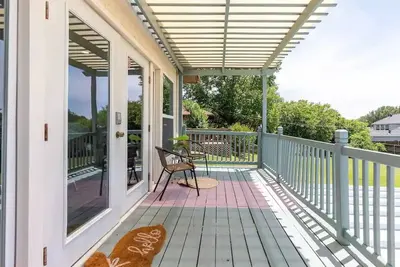 Image de Relax near thrills! Studio vacation home, just 6-min drive to Six Flags Over Tx