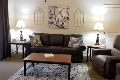 2 bedroom luxury condo with elevator one block from the strip