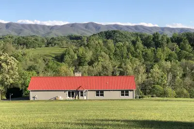 Image de Adjacent to South Holston River. Pet\/smoke free! Great fishing! Close to Bms!